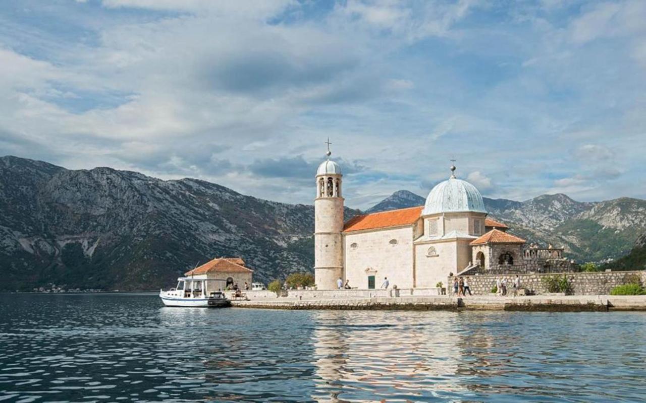 Amazing Sea View Guest House Adriatica Kotor Exterior photo